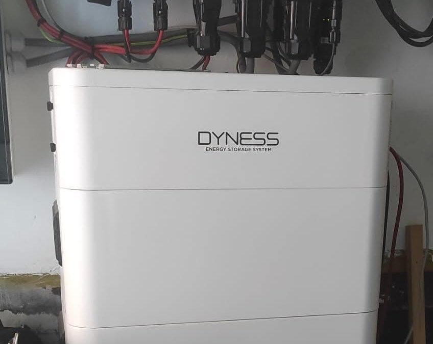 Dyness-thuisbatterij met noodstroomvoorziening geplaatst door Groenvolt in Winschoten