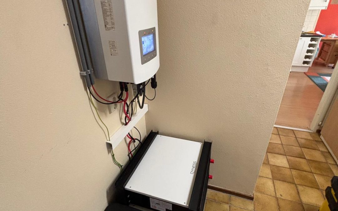 Thuisbatterij geïnstalleerd in nieuwe pekela door groenvolt
